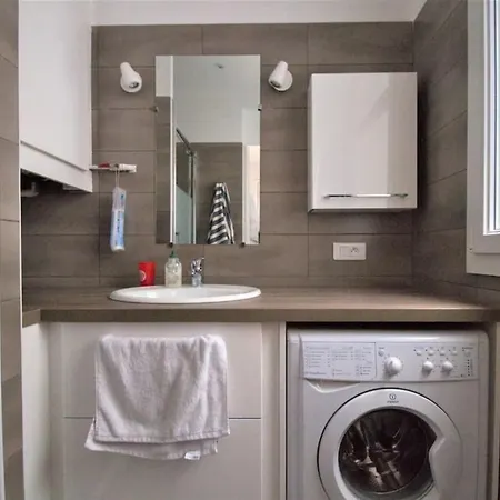 Splendid Spacious Apt At Les Batignolles