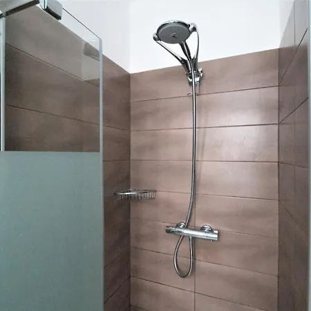 Splendid Spacious Apt At Les Batignolles Paris